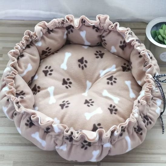 coussin chat marron motif de patte